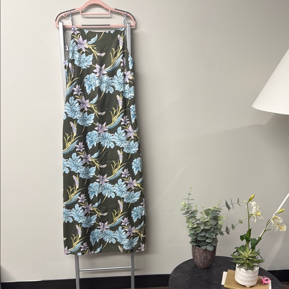 Tommy Bahama Vintage Bahama Silk Olive with Blue & Lavender Floral Print